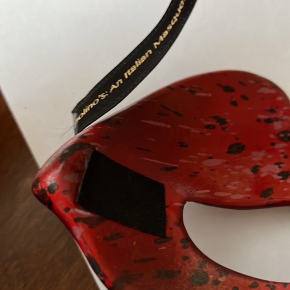 Venetian Hand-painted Mask from Disney’s Topolino’s Italian Masquerade NYE - Picture 10 of 10